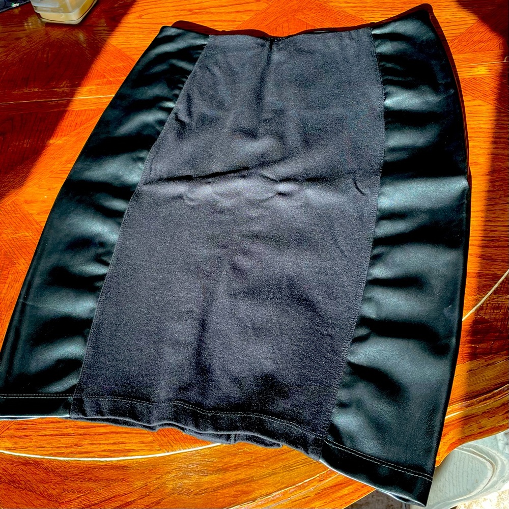 Liverpool skirt